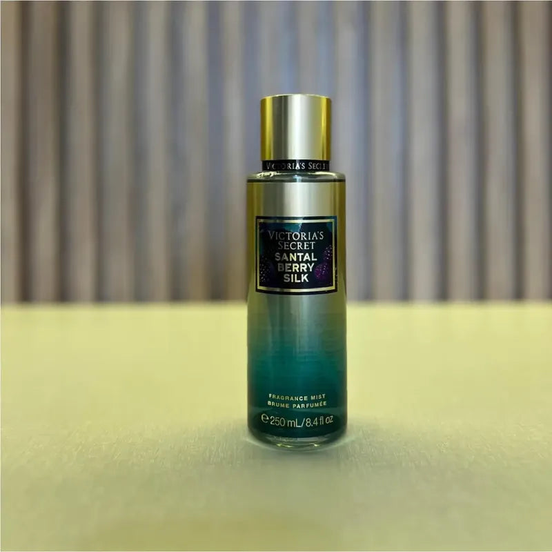 Victoria's Secret Santal Berry Silk Eau De Toilette Spray 250 Ml Frutal Gourmand