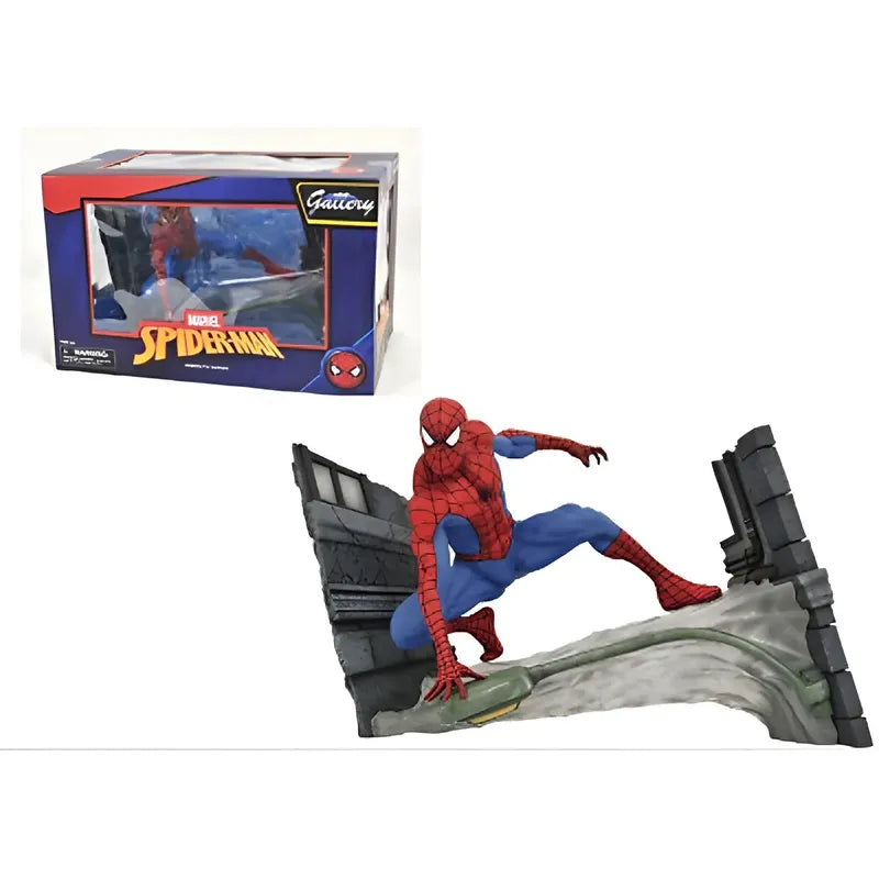 Estatua De Spiderman En La Galería Marvel De Diamond Select